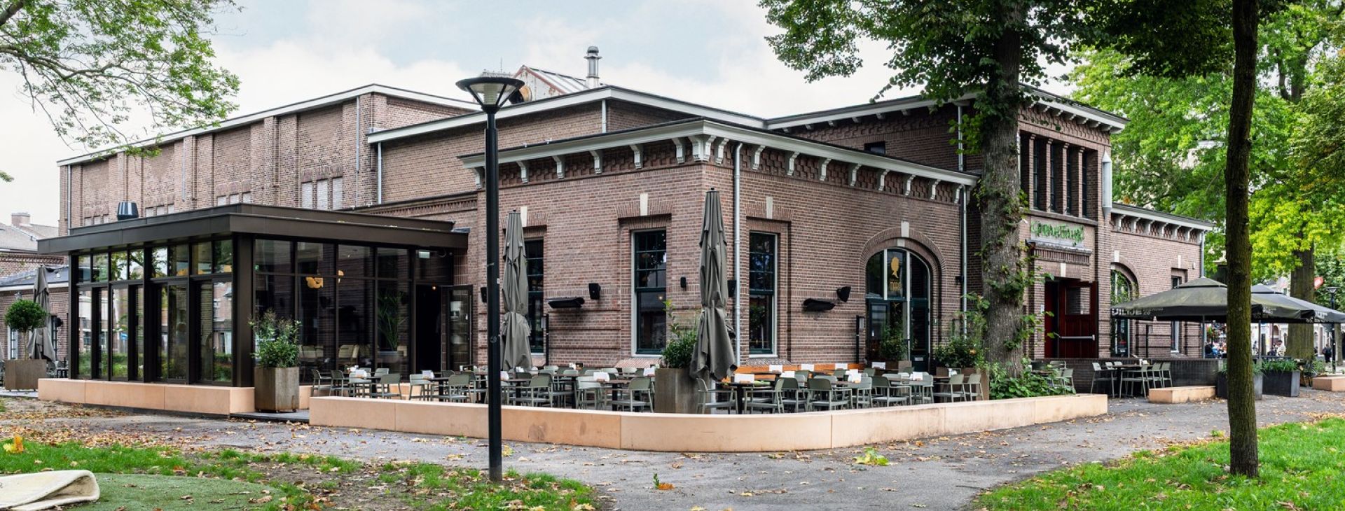 Oss, De Groene Engel